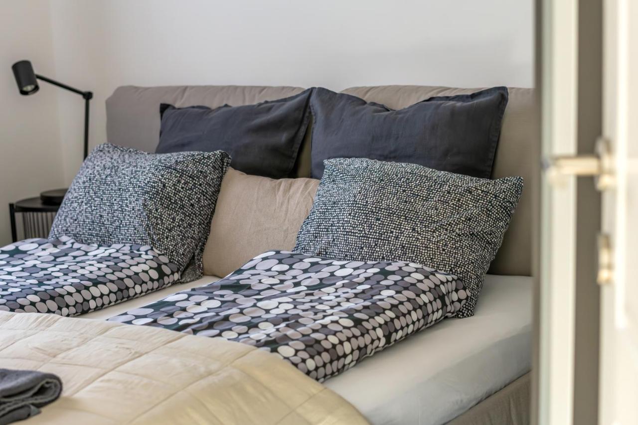 Lovag 12 Terrace Designer Home Budapest Luaran gambar